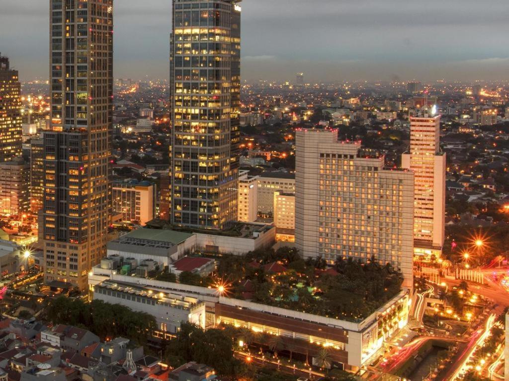 Oyo 3894 Karunia Muslim Syariah Hotel Jakarta Exterior photo